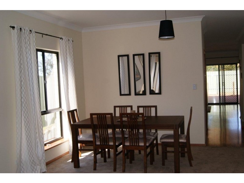 3 Jasmin Dr, Victor Harbor SA 5211