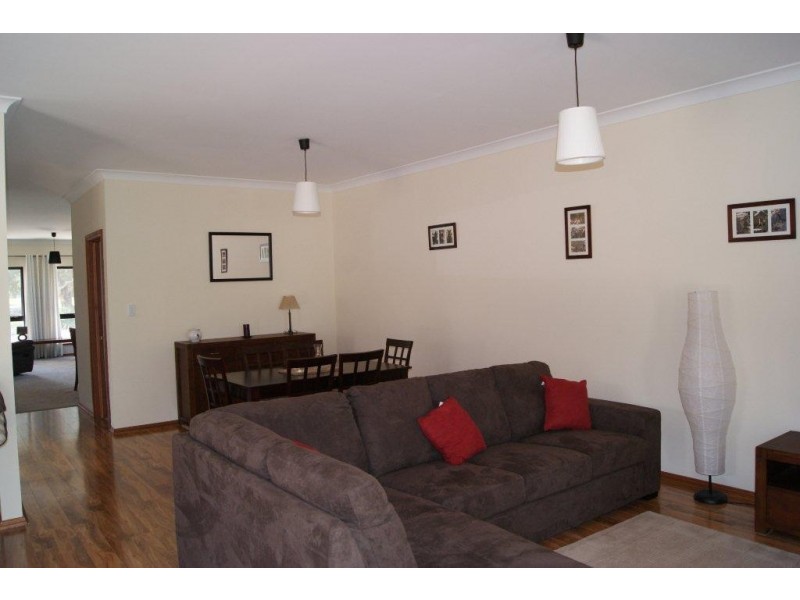 3 Jasmin Dr, Victor Harbor SA 5211