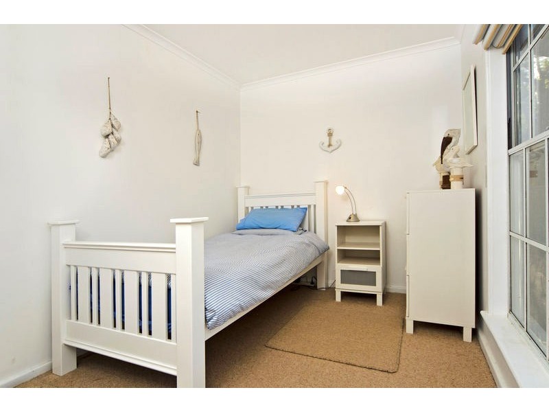 13 Petrel Avenue, Encounter Bay SA 5211