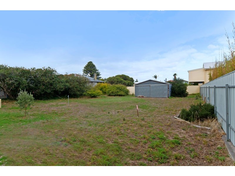 18B Giles Street, Encounter Bay SA 5211