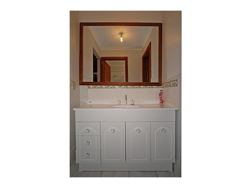 7 Lawson St, Victor Harbor SA 5211