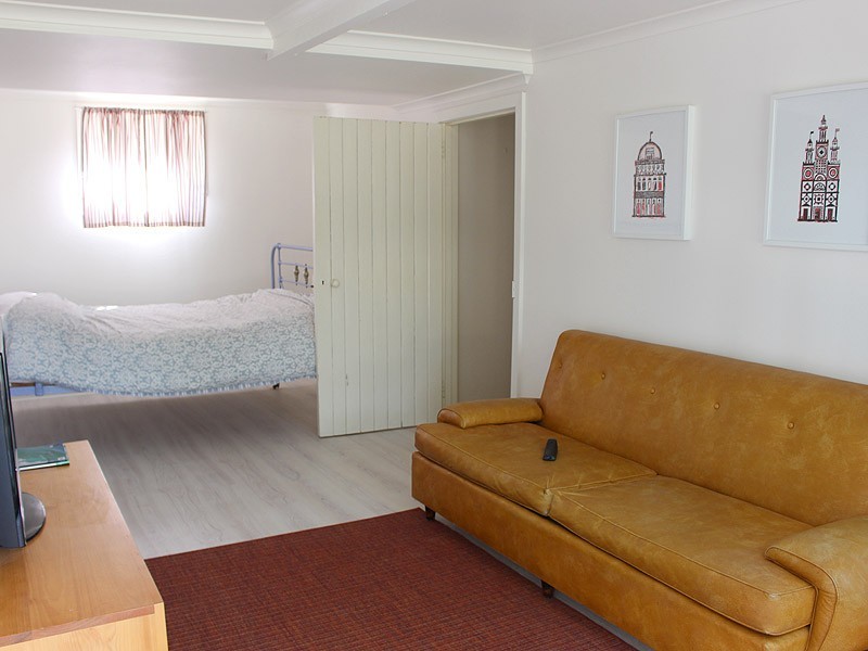 34 Pine Avenue, Victor Harbor SA 5211