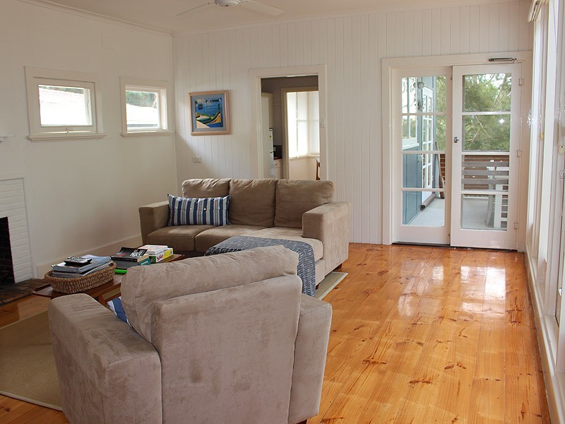 34 Pine Avenue, Victor Harbor SA 5211