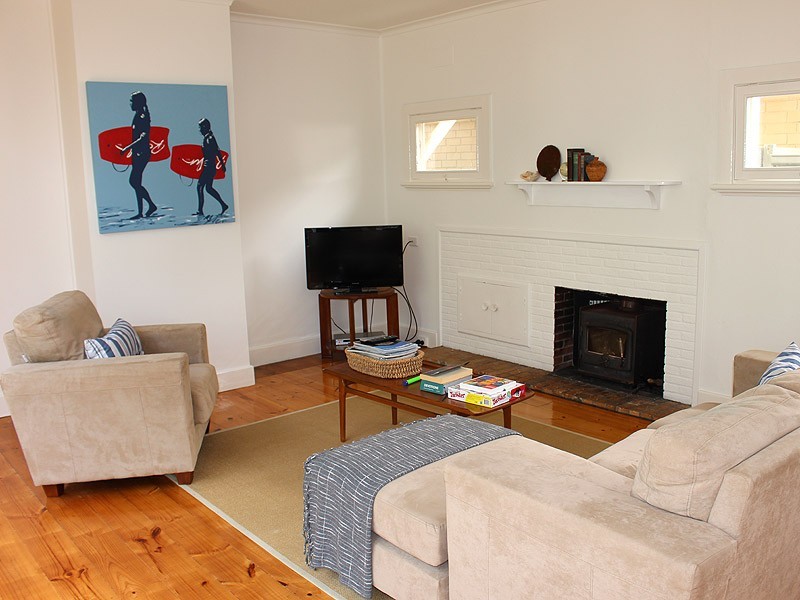 34 Pine Avenue, Victor Harbor SA 5211