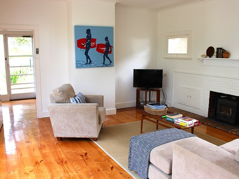 34 Pine Avenue, Victor Harbor SA 5211