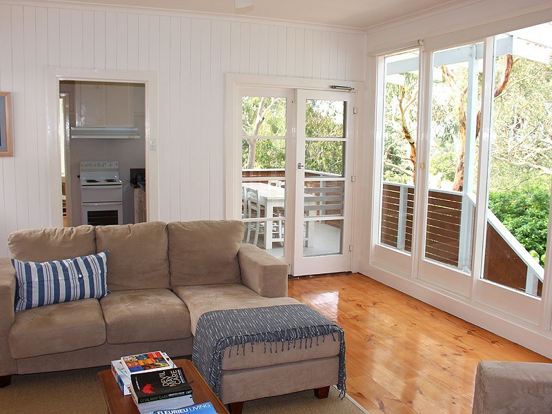 34 Pine Avenue, Victor Harbor SA 5211