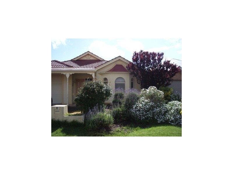 10 Islander Drive, Encounter Bay SA 5211