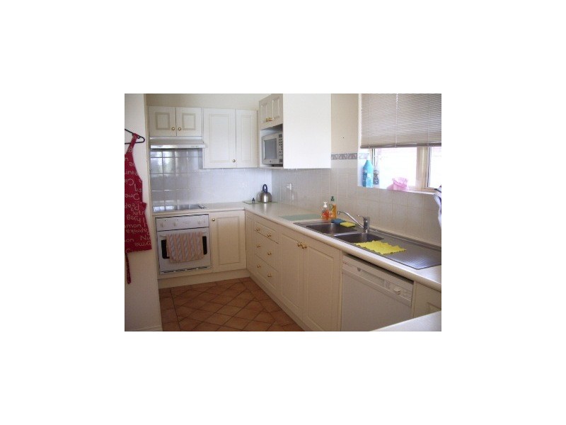 10 Islander Drive, Encounter Bay SA 5211