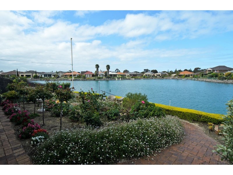 51 Lakeside Circuit, Encounter Bay SA 5211