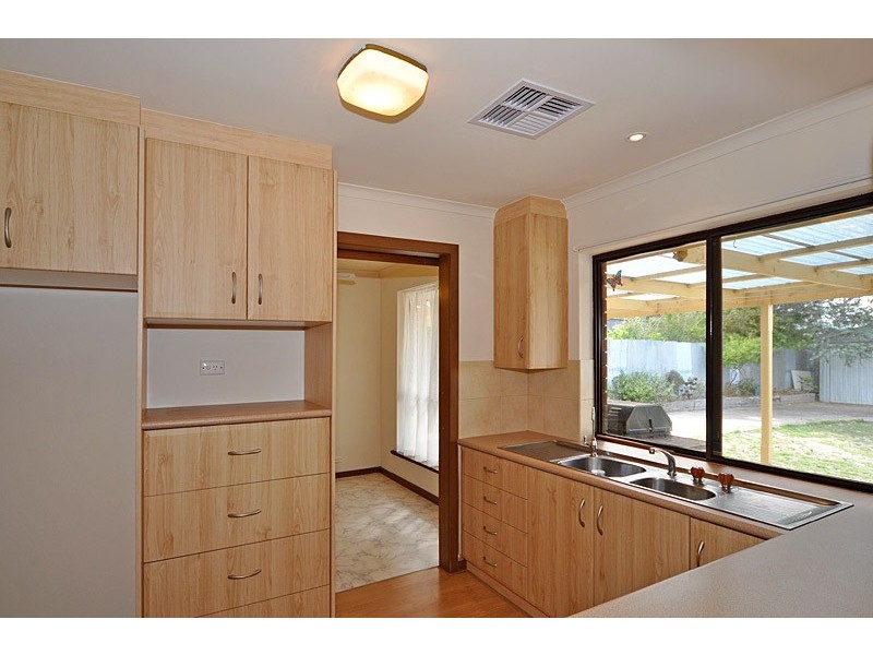 10 Newell Street, Hayborough SA 5211