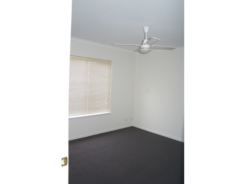 56 Victoria St, Victor Harbor SA 5211
