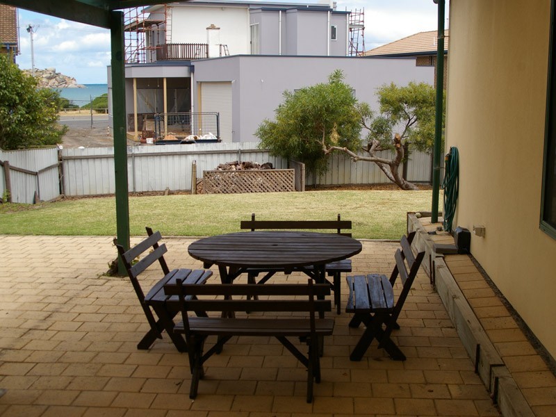 56 Victoria St, Victor Harbor SA 5211