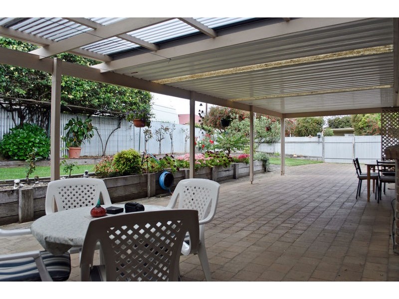 8 Galpin Avenue, Victor Harbor SA 5211