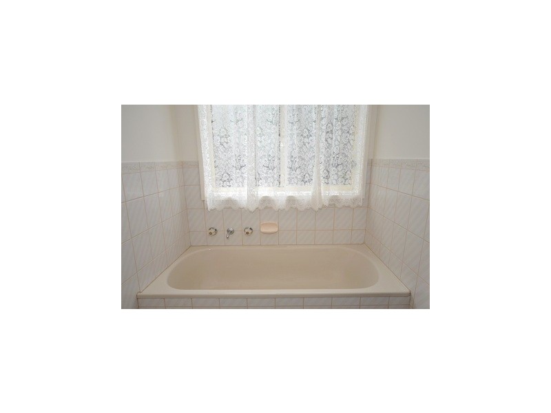 39 Albatross Ave, Hayborough SA 5211