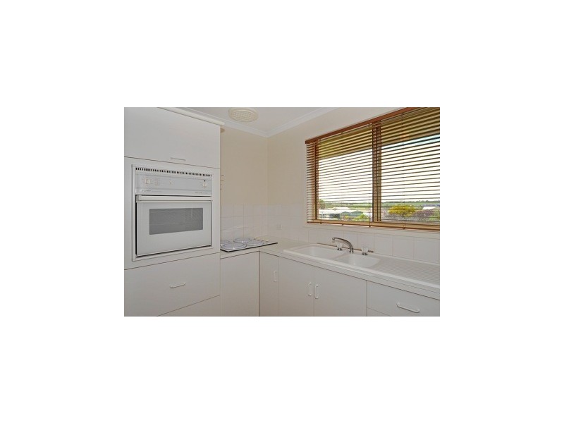 39 Albatross Ave, Hayborough SA 5211