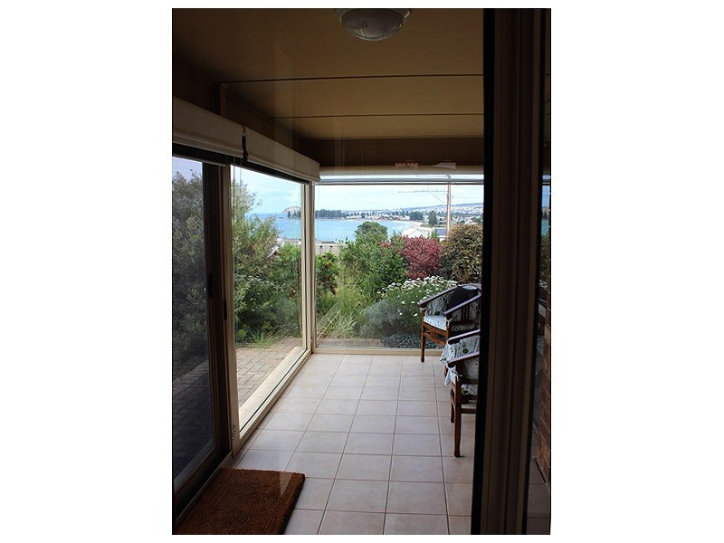 45 Hindmarsh Road, Victor Harbor SA 5211
