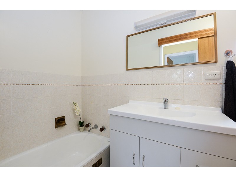 4/56 Pine Avenue, Victor Harbor SA 5211