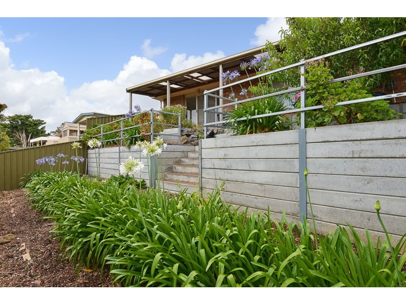 1 Edzell Court, Victor Harbor SA 5211