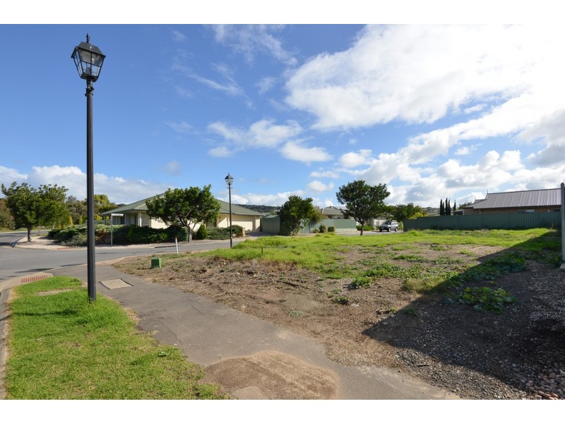 106 Matthew Flinders Drive, Encounter Bay SA 5211