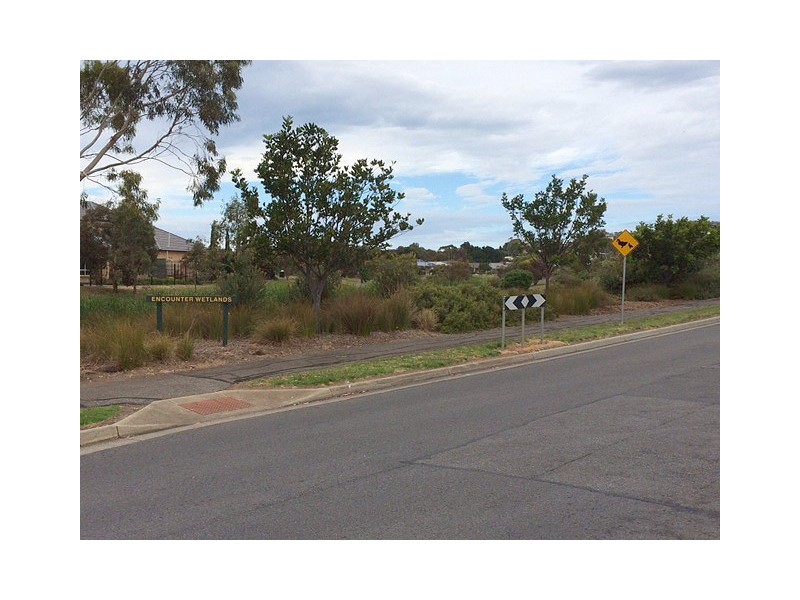 106 Matthew Flinders Drive, Encounter Bay SA 5211