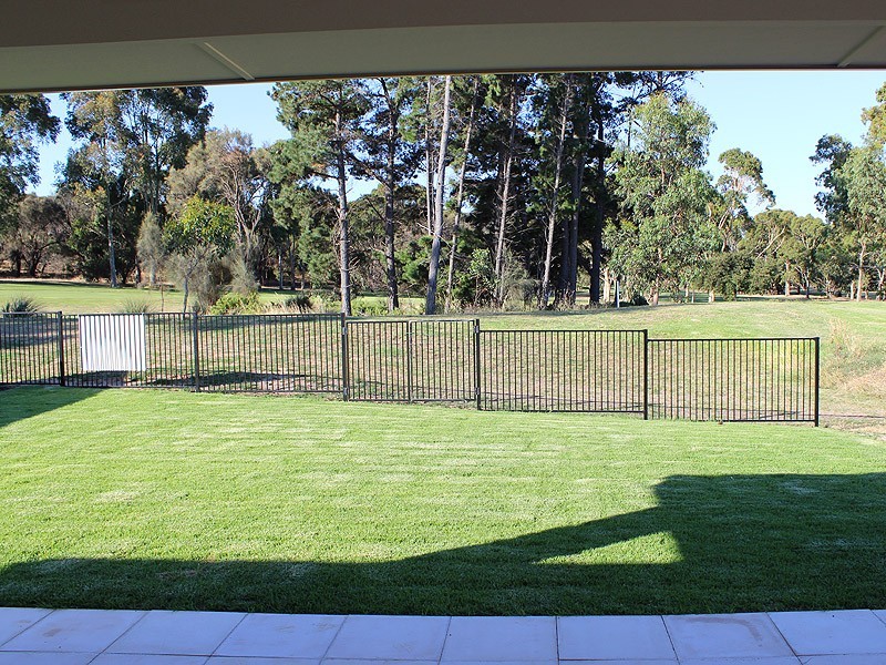 2b Jasmin Drive, Victor Harbor SA 5211