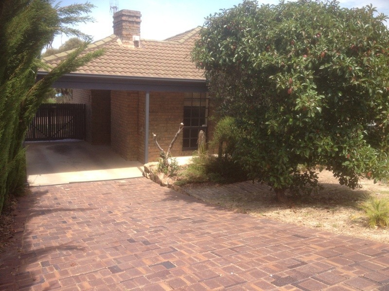 31 Norfolk Ave, Victor Harbor SA 5211
