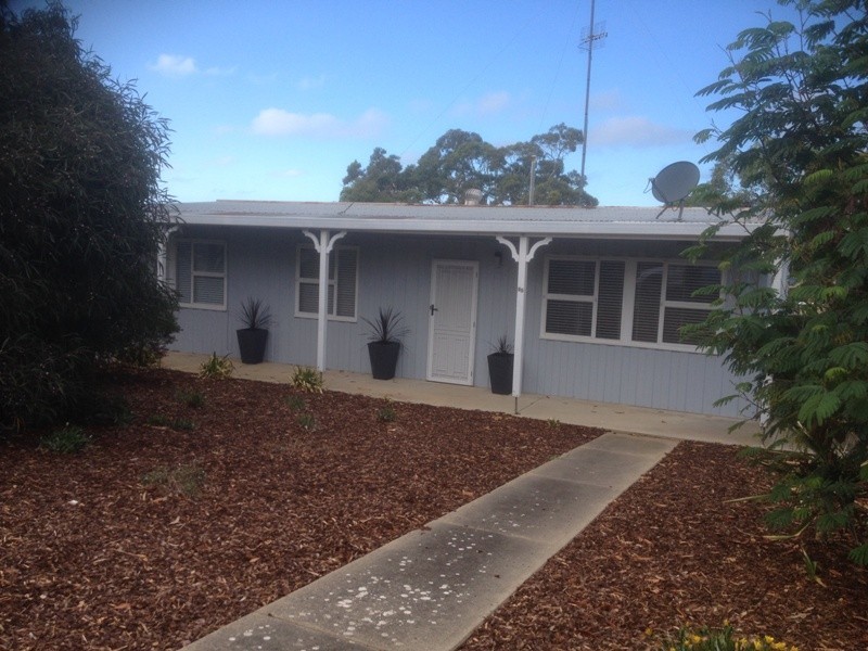 55 Pine Ave, Victor Harbor SA 5211