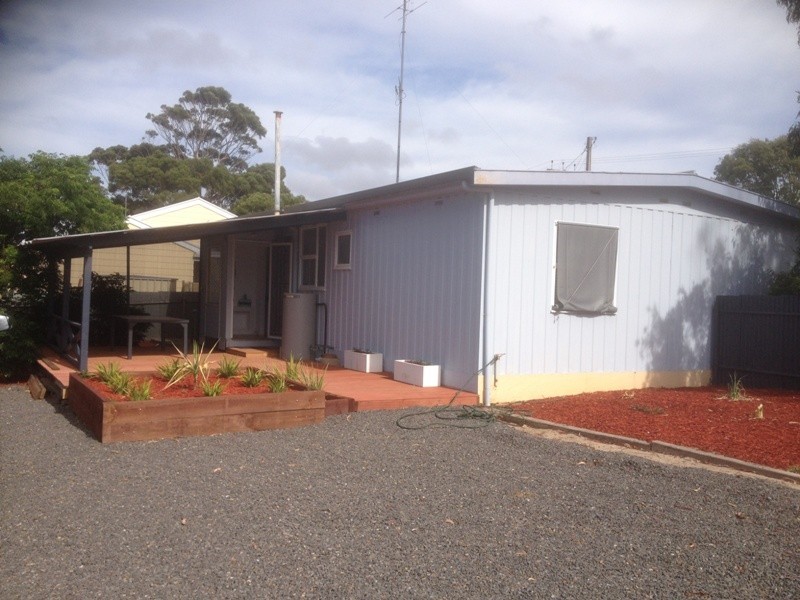 55 Pine Ave, Victor Harbor SA 5211