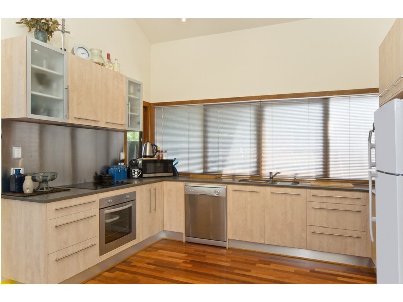 5 Dwiar Road, Victor Harbor SA 5211