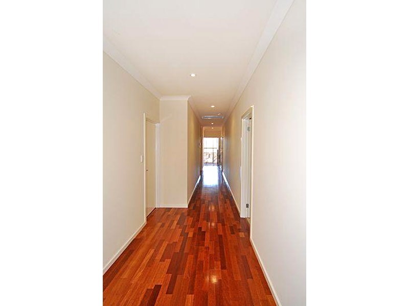 5 Dwiar Road, Victor Harbor SA 5211