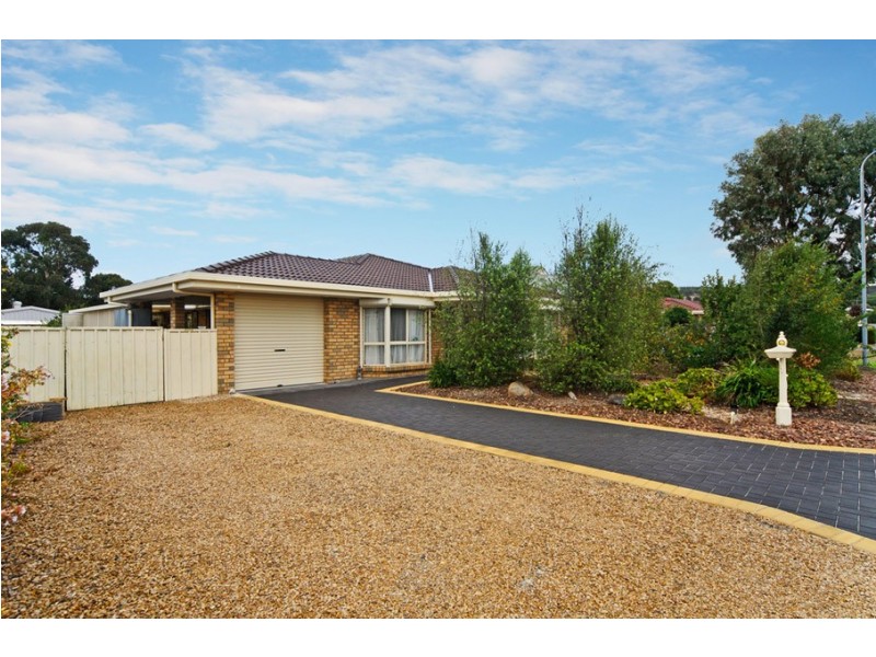 8 Dolphin Ave, Encounter Bay SA 5211