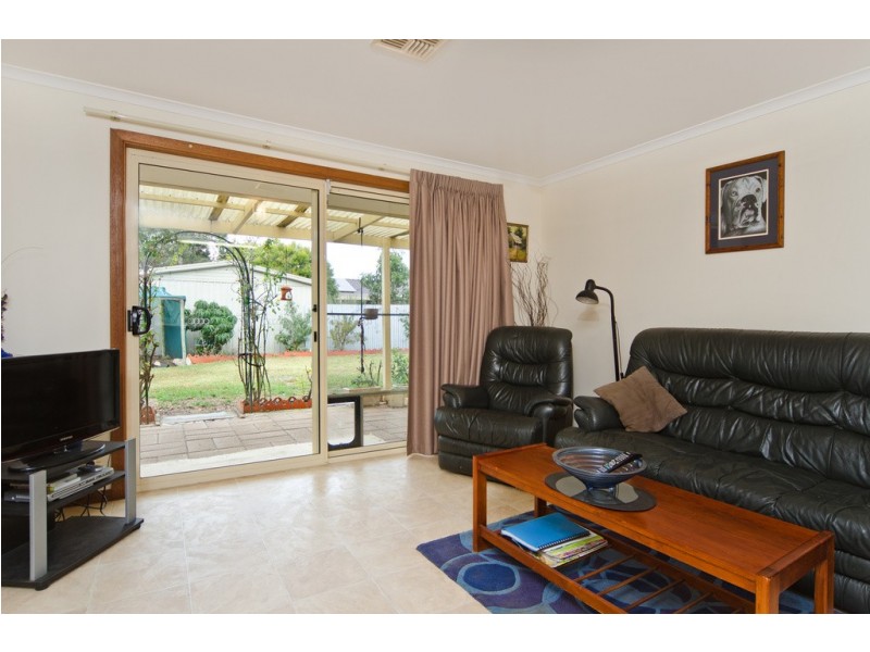 8 Dolphin Ave, Encounter Bay SA 5211