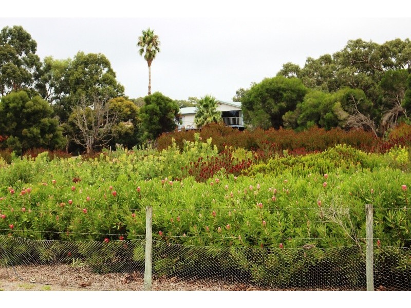 137 Waggon Road, Victor Harbor SA 5211