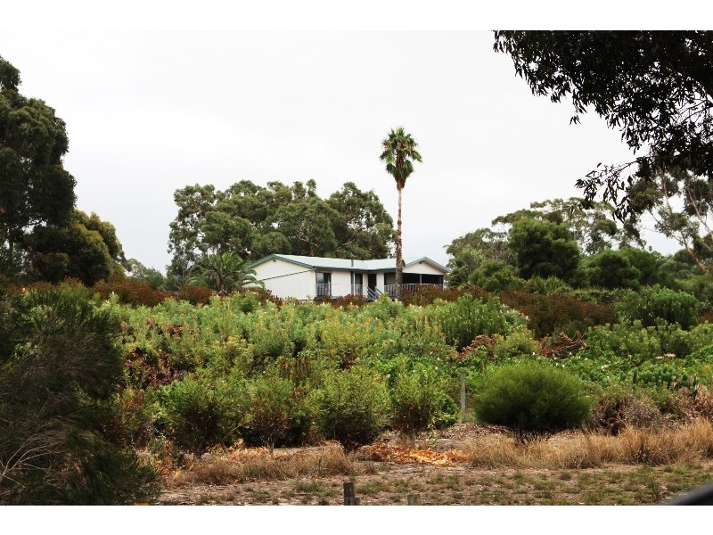 137 Waggon Road, Victor Harbor SA 5211