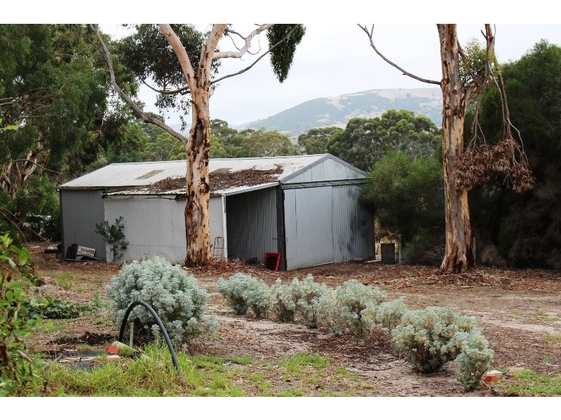 137 Waggon Road, Victor Harbor SA 5211