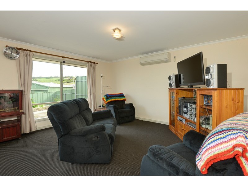 13 Tripp Street, Encounter Bay SA 5211