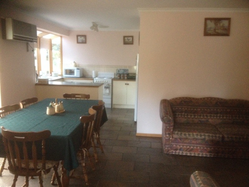 42 Montpelier Tce, Port Elliot SA 5212