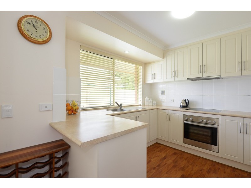 6 Edward Street, Encounter Bay SA 5211