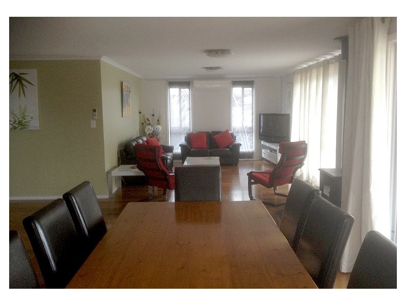 14 Stone Hutt Cct, Encounter Bay SA 5211