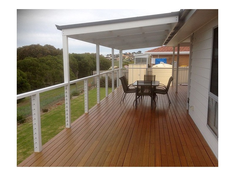 14 Stone Hutt Cct, Encounter Bay SA 5211