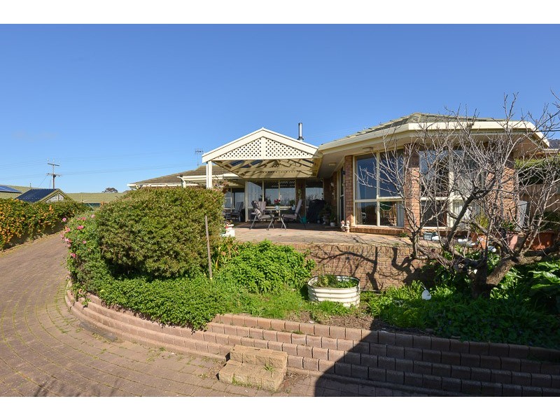 64 Whalers Road, Encounter Bay SA 5211