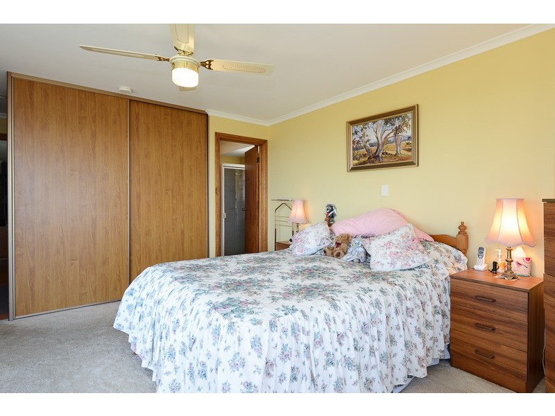 64 Whalers Road, Encounter Bay SA 5211