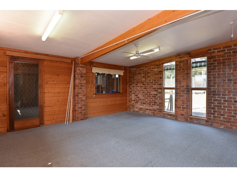 6 Meyer Street, Victor Harbor SA 5211