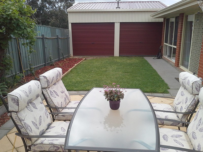 6 Gare Court, Victor Harbor SA 5211