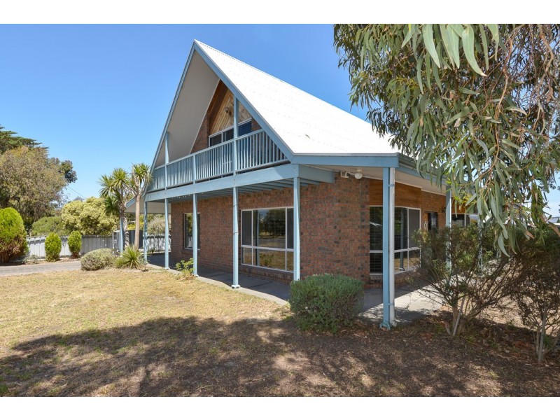 33 Dundalk Avenue, Mccracken SA 5211