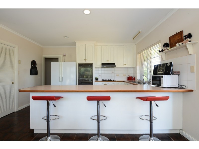 33 Dundalk Avenue, Mccracken SA 5211