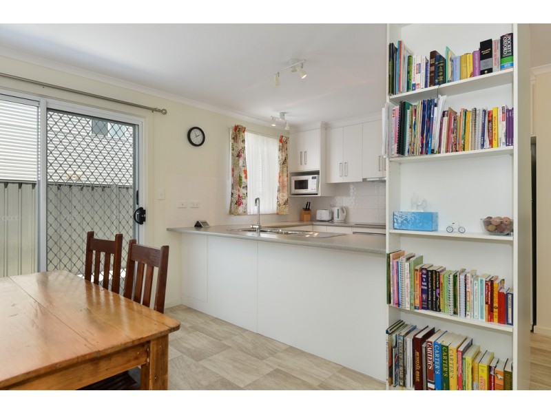 5 The Drive, Mccracken SA 5211