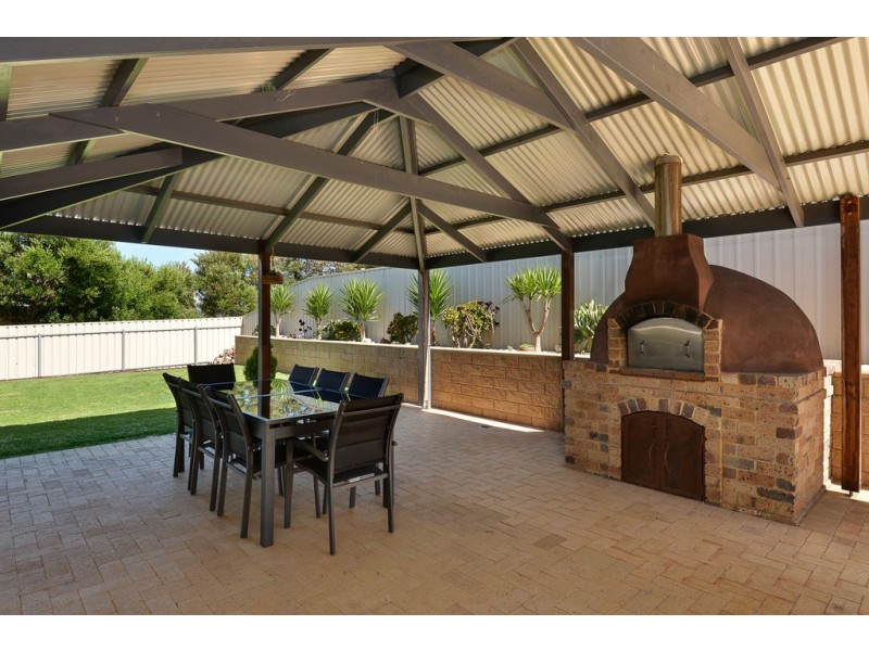1 Cinema Court, Port Elliot SA 5212