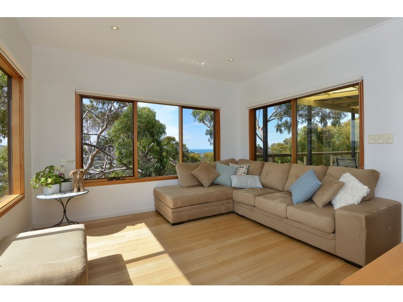 24 Warland Avenue, Victor Harbor SA 5211