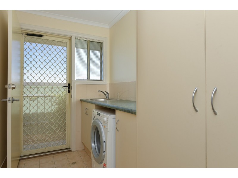 1 Wishart Crescent, Encounter Bay SA 5211